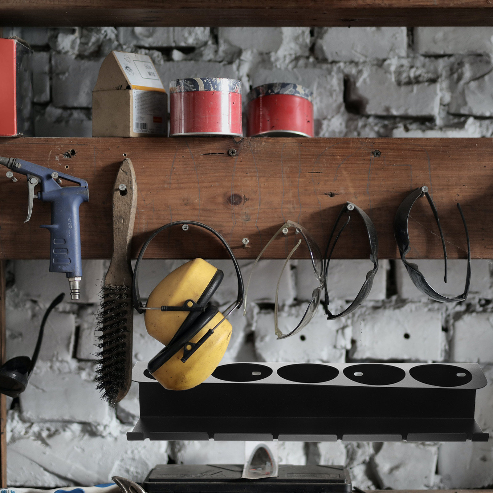 Workshop Tools Wall - مجموعة واحدة من حامل الأدوات المعدني